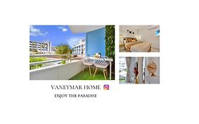 Vaneymar Home